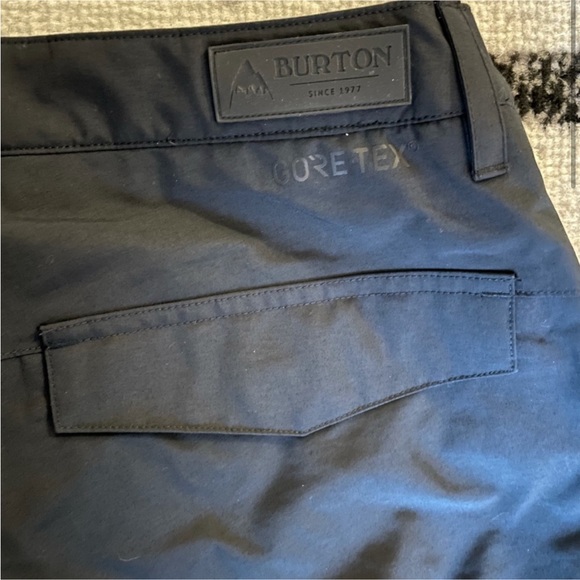Women’s Burton GORE-TEX ski/snowboard pants - Picture 4 of 4